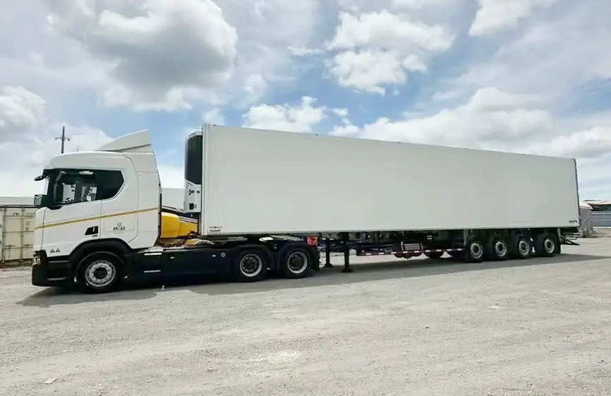 Shacman Refrigerated Semi Trailer-5