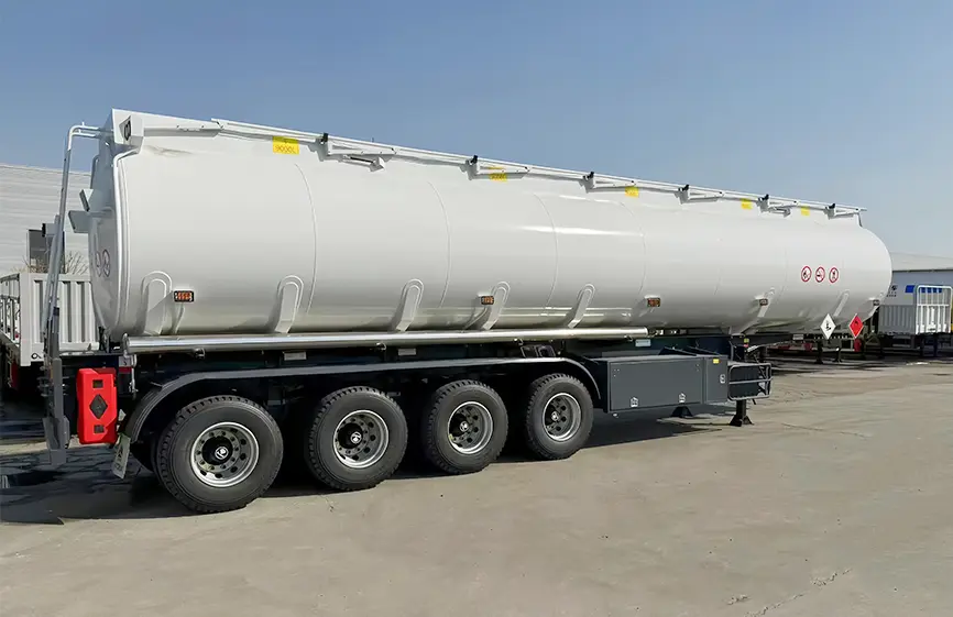 Shacman 4 Axle Oil Tanker Semi-Trailer-2