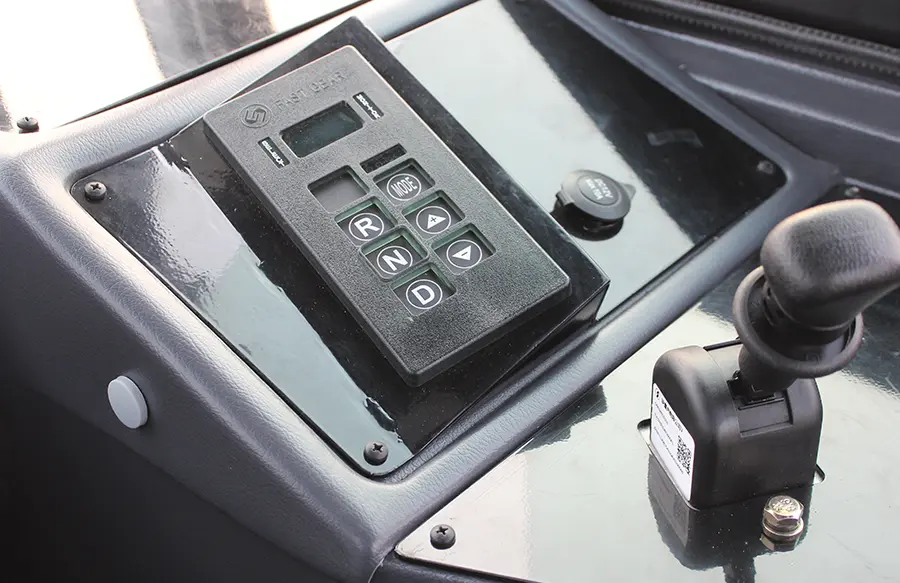 Shacman 4×2 Offset Dock Truck-5