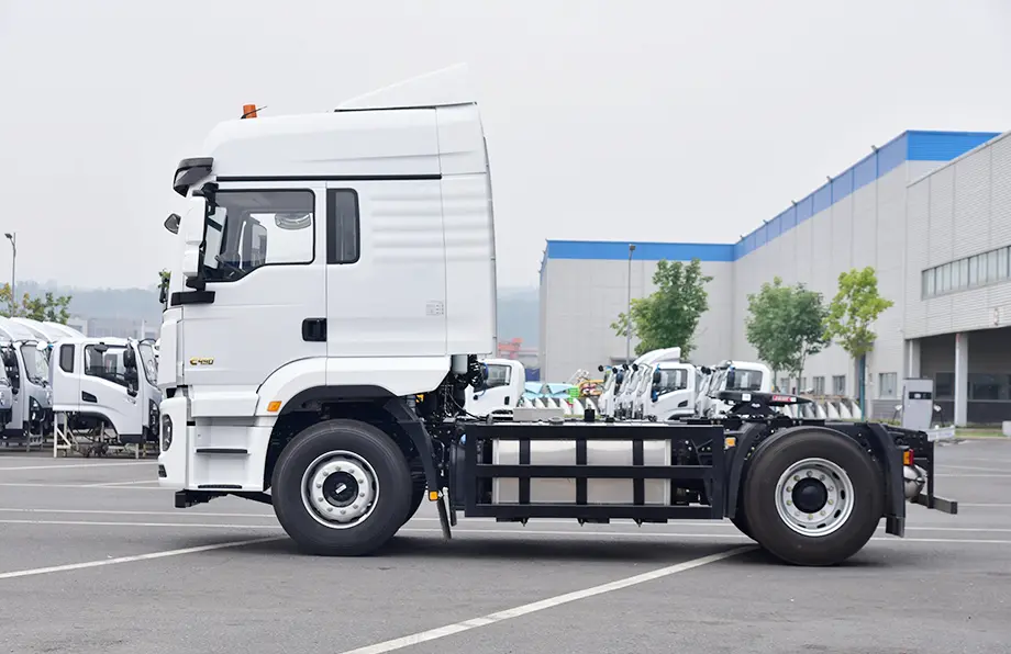 Shacman X3s 4×2 Trator Truck-3
