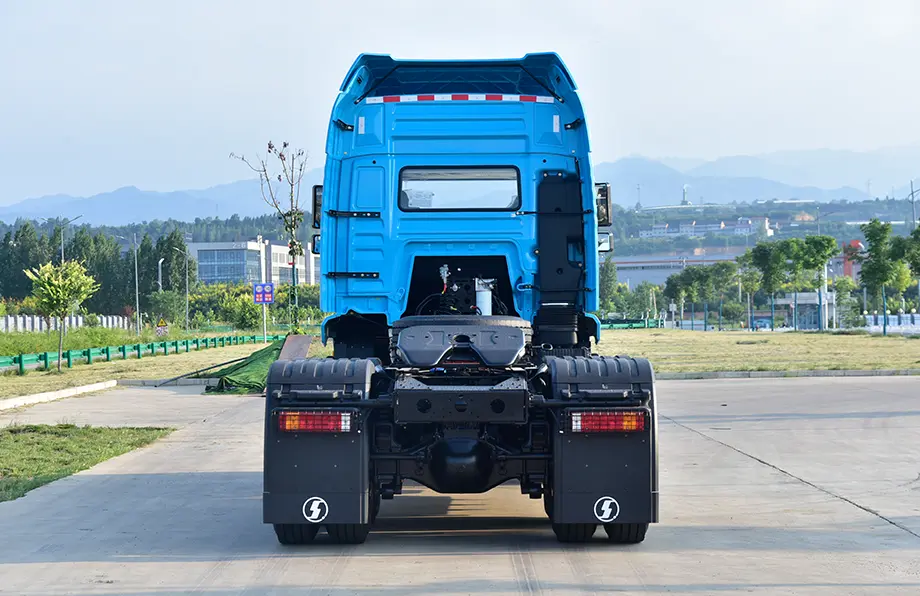 Shacman X3s 6×4 420 Tractor Head-5