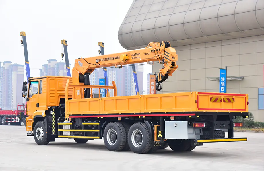 Shacman X3s 6×4 Truck-mounted Crane Truck-5
