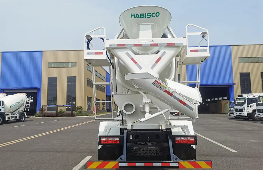 Shacman X7 6m³ Mixer Truck (6)