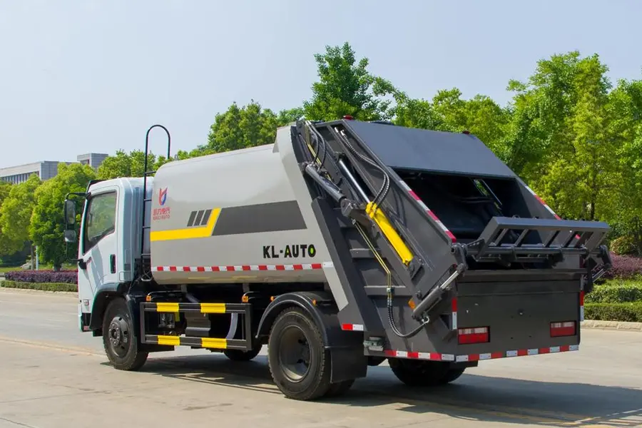 Shacman Sanitation Vehicles (10)
