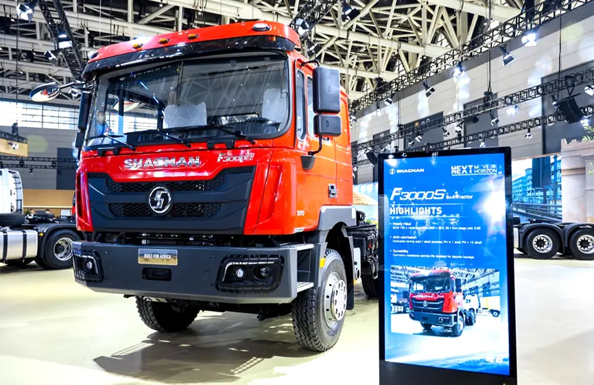 Shacman F3000S 6X4 Tractor Truck (9)