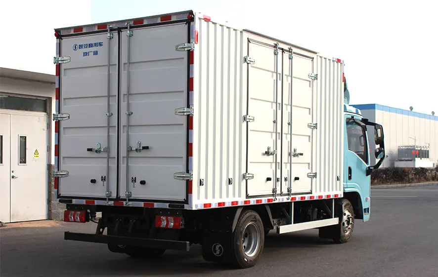 Shacman Electric Light Truck (6)