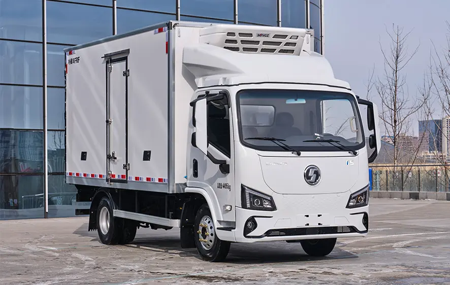 Shacman I9 Electric Refrigerated Van (2)