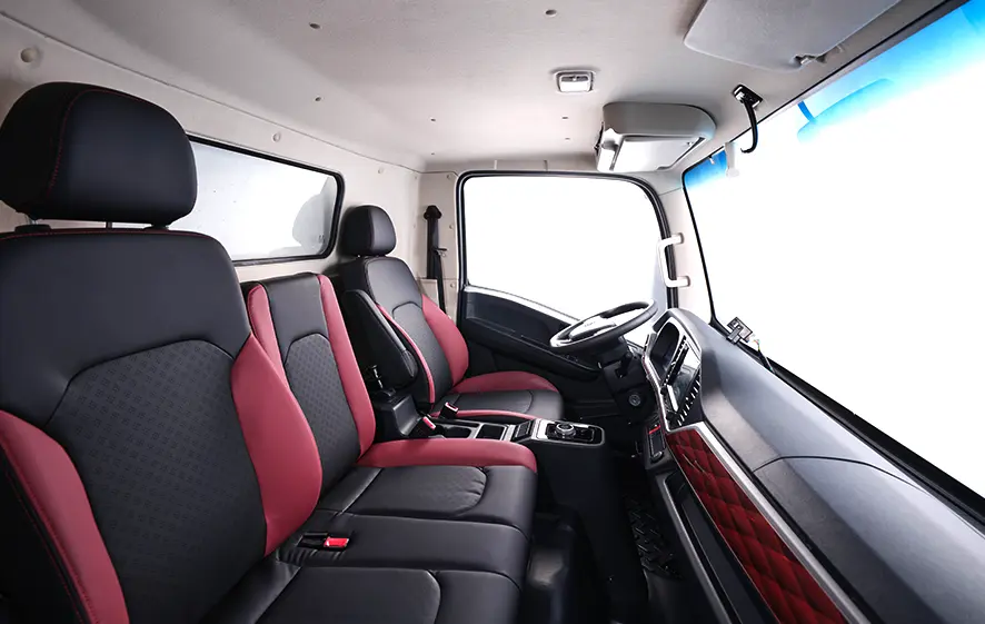 Shacman I9 Electric Refrigerated Van (7)