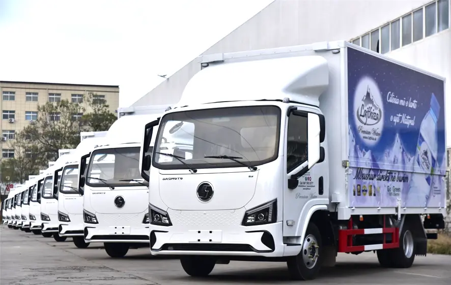 Shacman I9 Wing-Spread Vehicle (12)