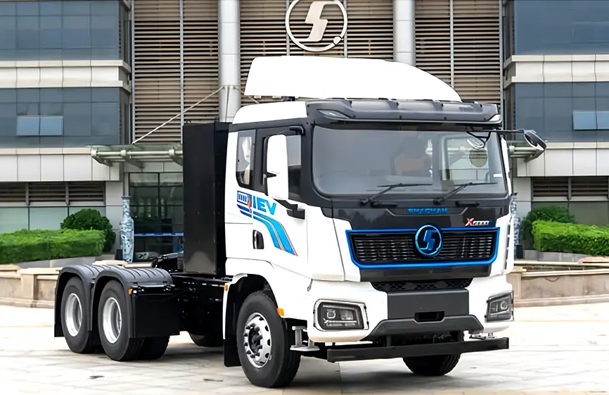 Shacman X5000E 6×4 Ev Prime Mover (2)