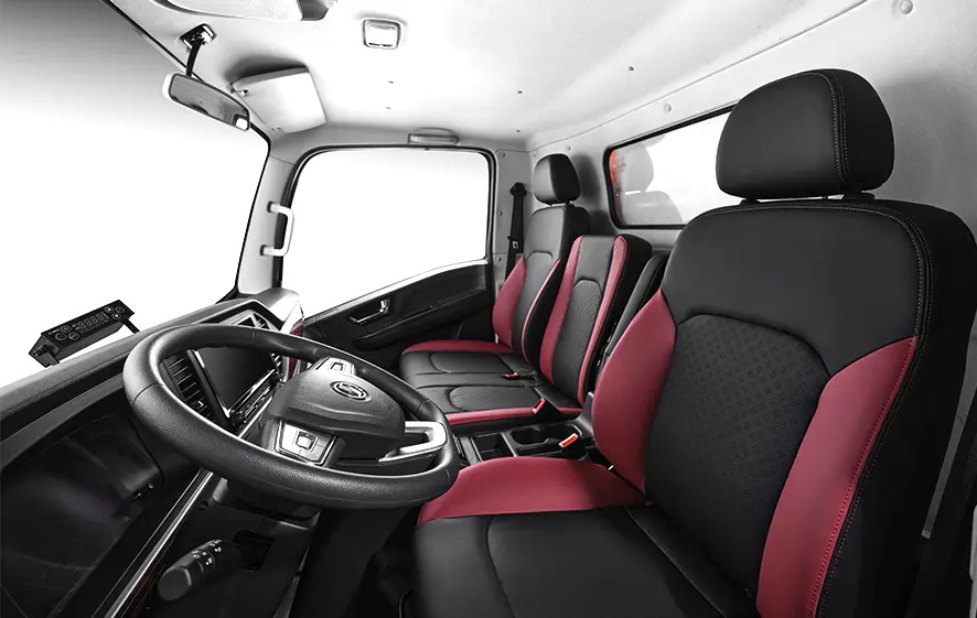 Shacman i9 Light-duty Van (7)